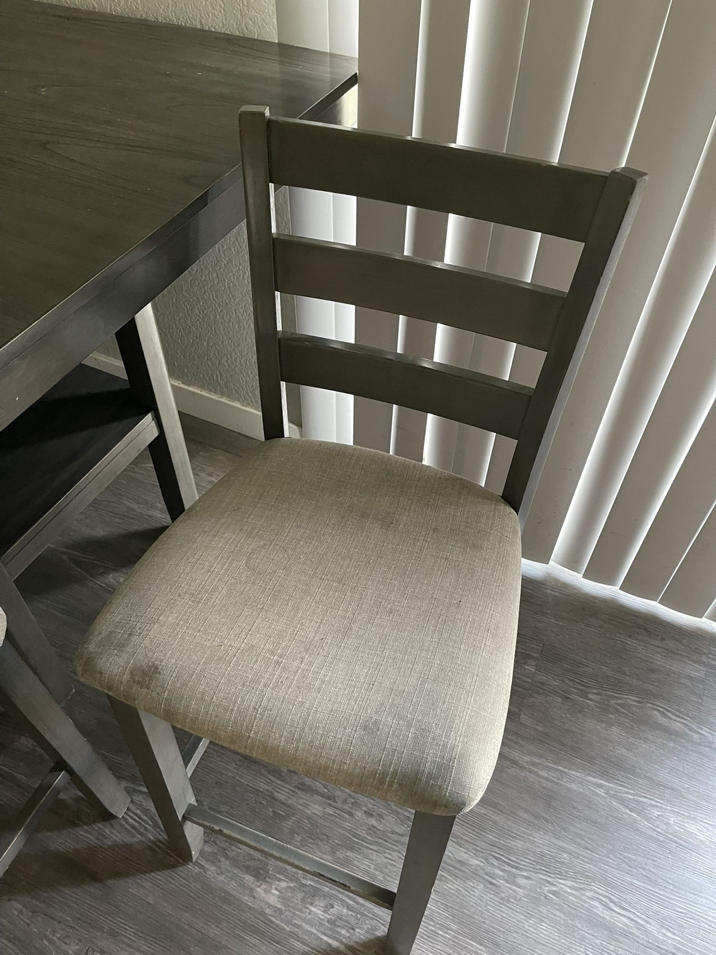 Kitchen Table 3 Chairs
