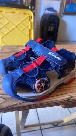 Avenger sandals