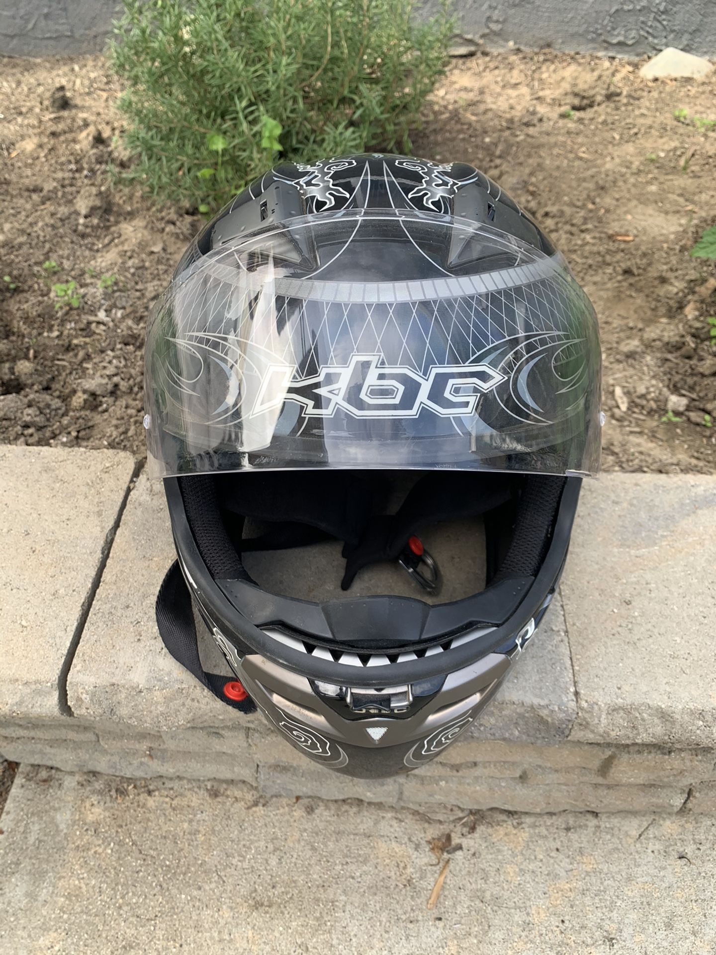 KBC helmet medium