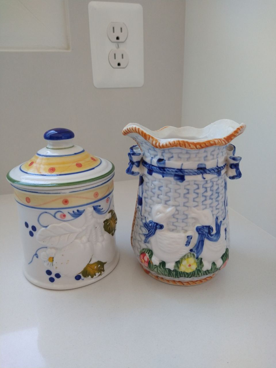 Vintage lidded spice jar and vase
