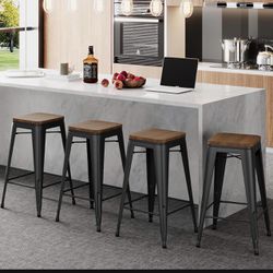 Metal Bar Stools Set of 4 Stackable Counter Height Barstools Backless Industrial Kitchen Bar Chairs with Wooden Seat-Matte Black 30”