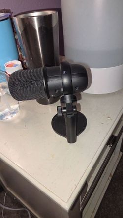 hyperx solocast usb microphone
