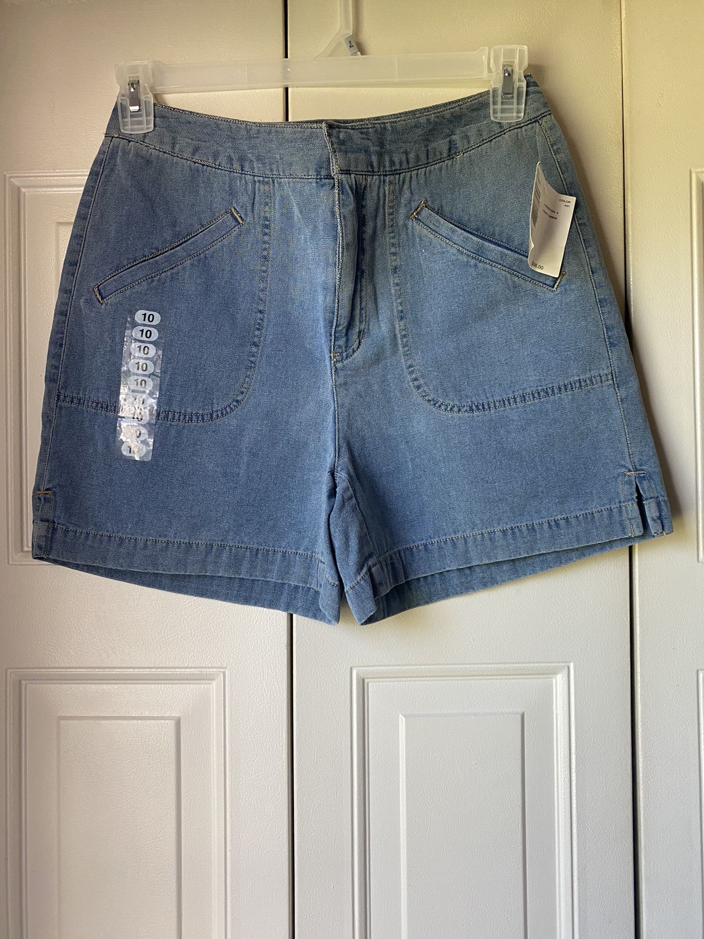Women’s Blue Denim Shorts Size 10