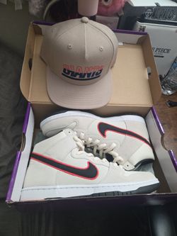 Nike Dunk SF Giants and Snap Back bundle