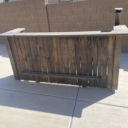Outdoor bar
