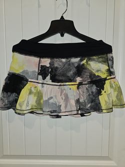 Lululemon Skirt Size 6