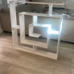 Unique bookshelf 