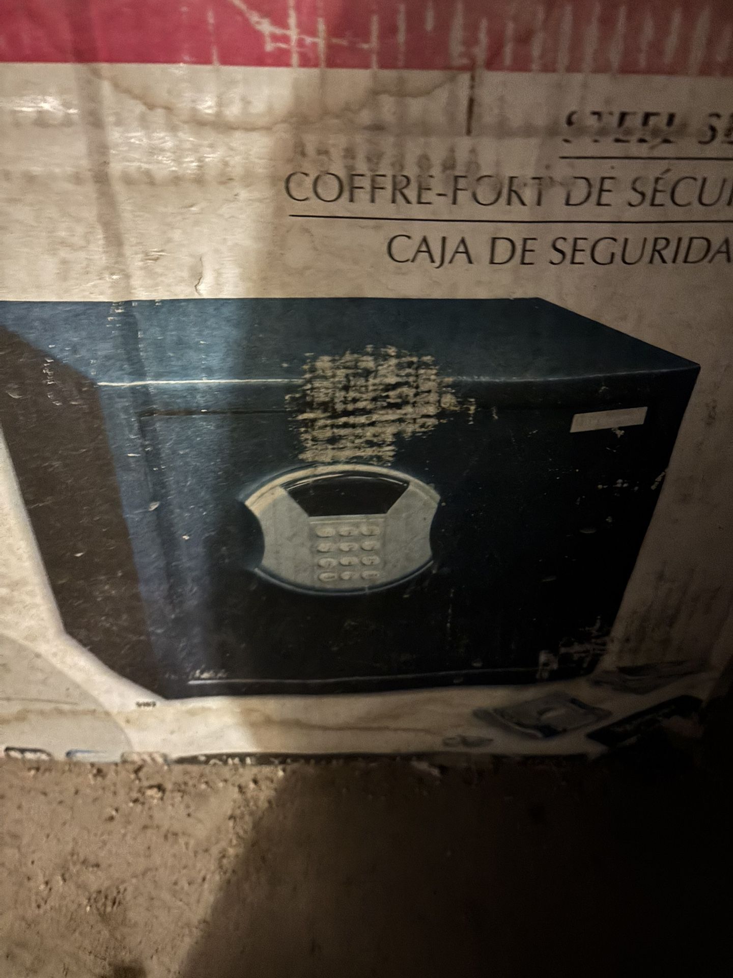 Safe. Steel Safe In Box Never Opened