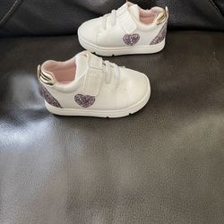 Carter’s Heart Shoes