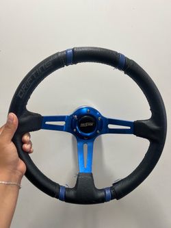 Momo steering wheel/NRG hub