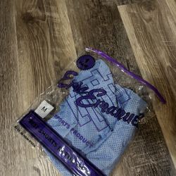 Medium EE (light blue shorts)