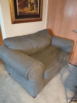 Love seat