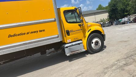 Box truck