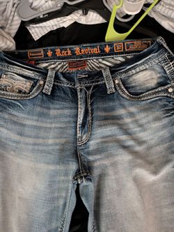 Woman's rock revival jeans