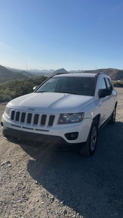 Jeep compás  año 2017  4 cilindros
