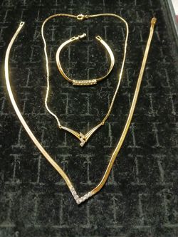 Jewelry Lot 