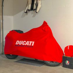 Ducati 696 Monster