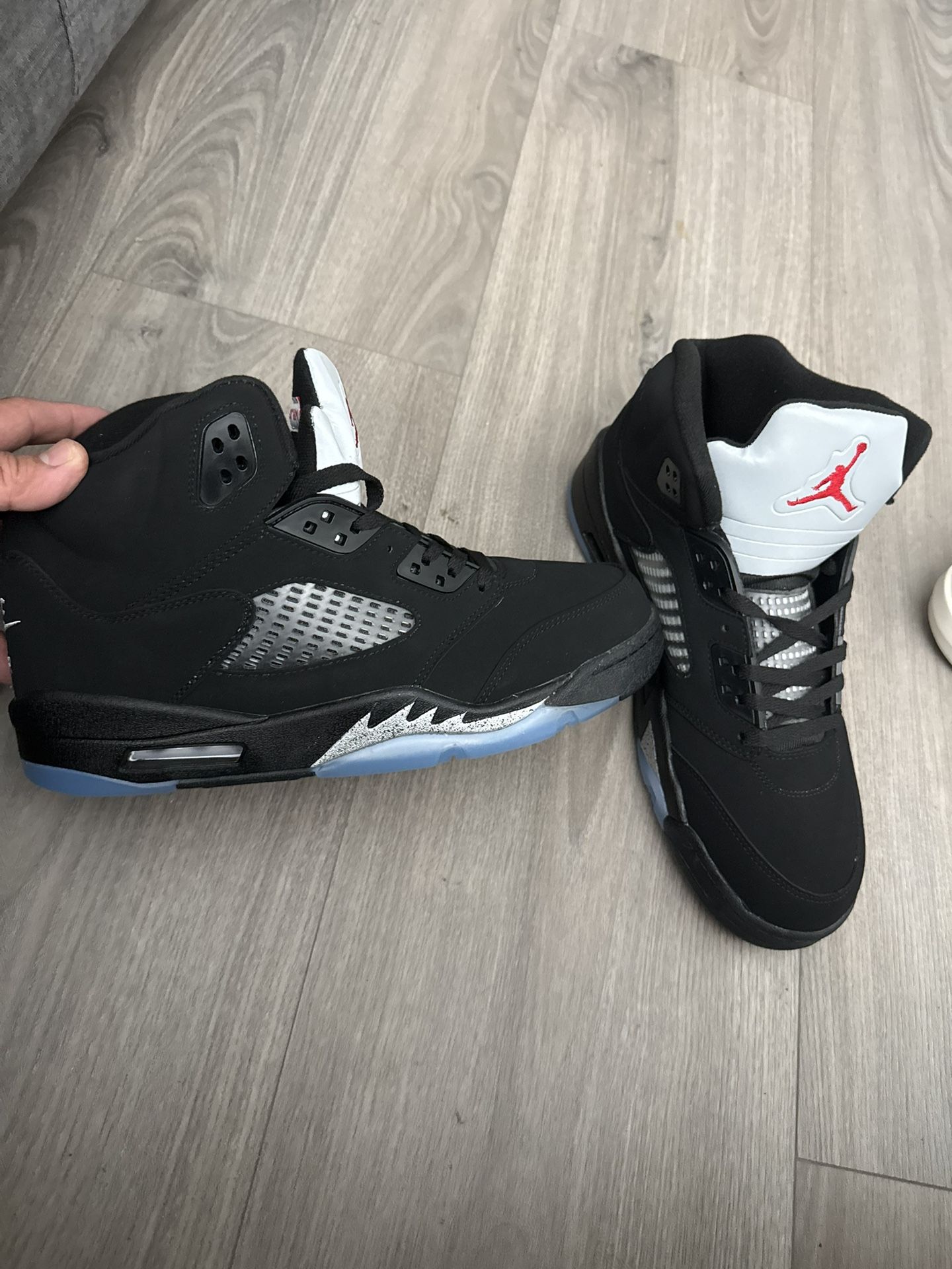 Air Jordan 5 Retro Black Metallic