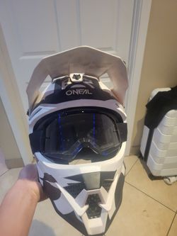 Oneil helmet with fox goggles