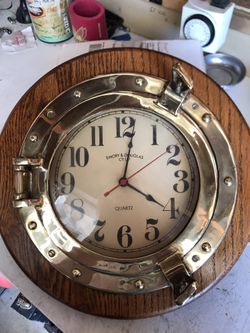 Nautical clock with quartz movement
