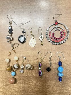 Vintage Single Earrings Lot