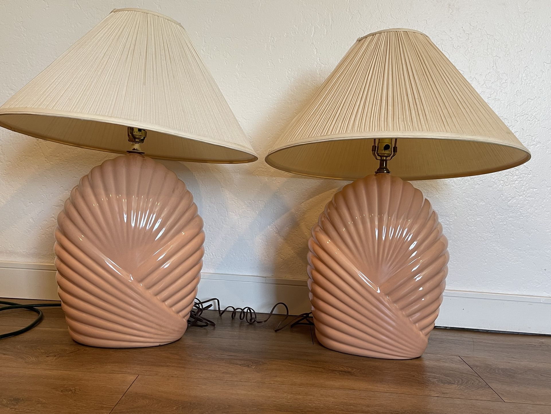 Vintage 80s Post Modern Coastal Shell Art Deco Revival Peach Pink