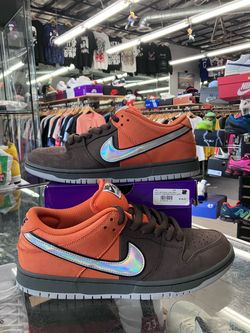 Nike SB Dunk Low Pro Muni Fast Pass
