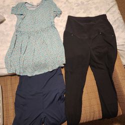 Maternity Clothes Lot
