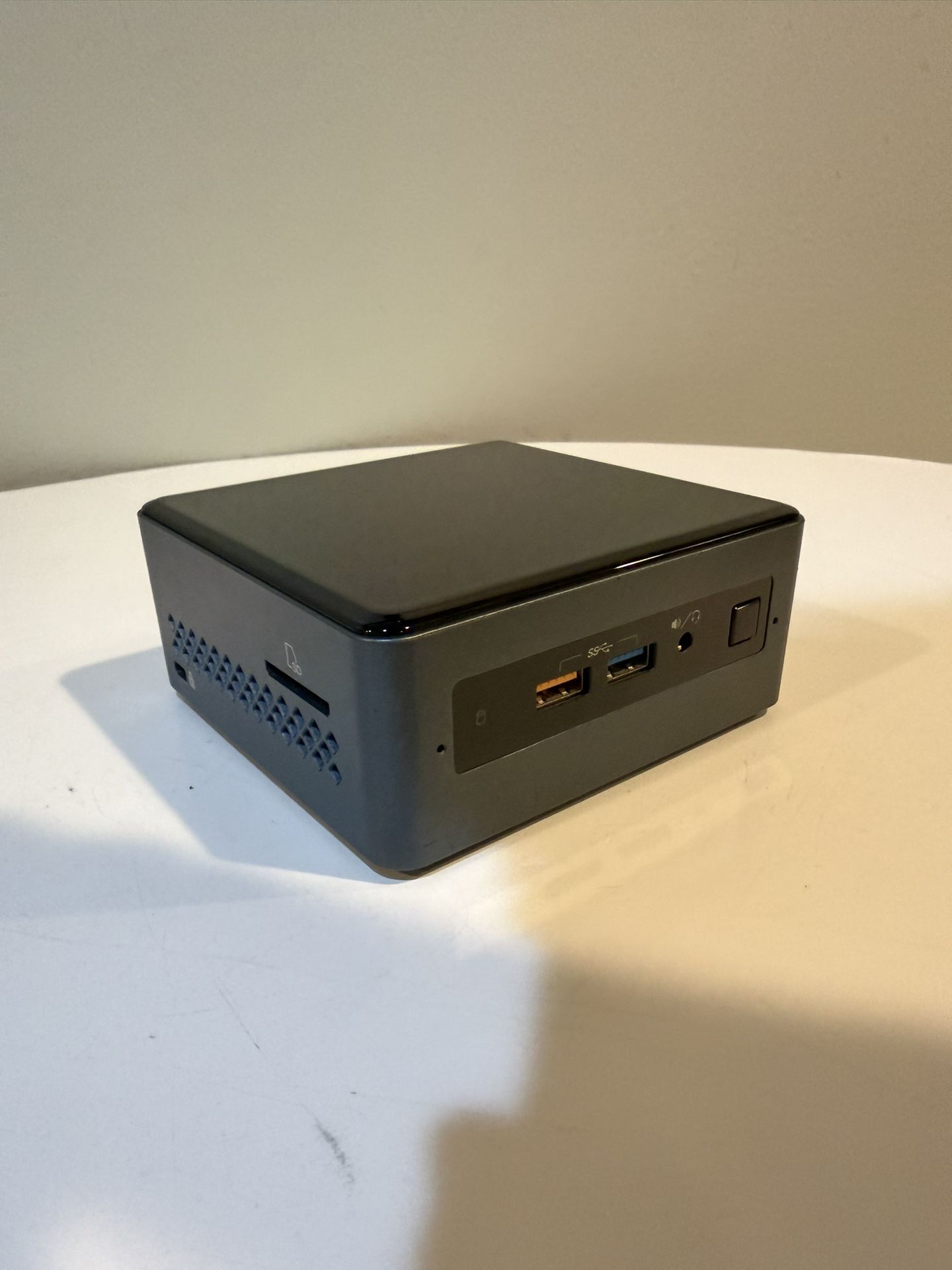Intel NUC Mini PC Desktop 16gb Ram Windows 11