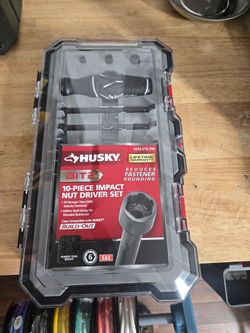 (New) husky impact nut driver set