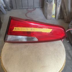 2015 Kia Forte Left Trunk Light