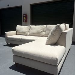 Beige Sectional Couch 🛻Delivery Available🛻