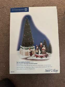 Department 56 Snow Village Tree Lighting Ceremony Set