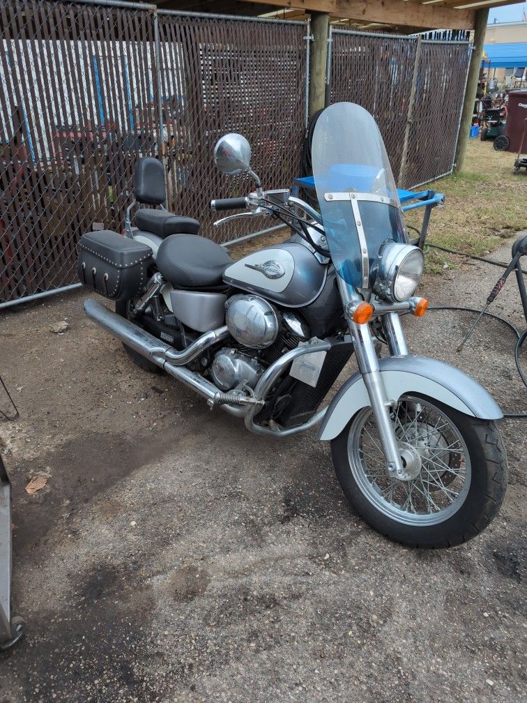 2001 Honda Shadow Ace Deluxe 750