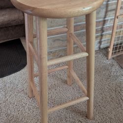 3 Round Top Bar Stools 29 Inch High