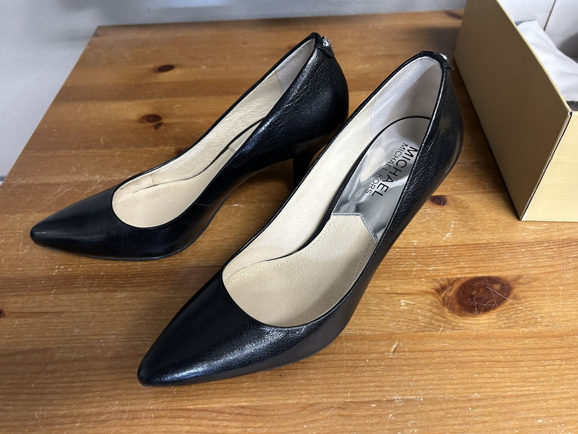 Michael Kors Black Heels Pumps Sz 7.5