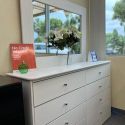 8 Drawer Dresser With Mirror Assemble 