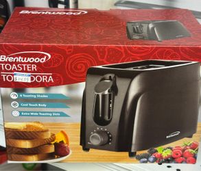 Black toaster