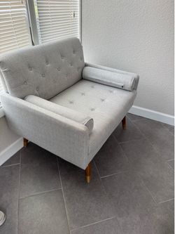 Oversized chair