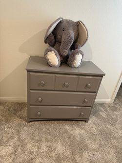 3 drawer dresser