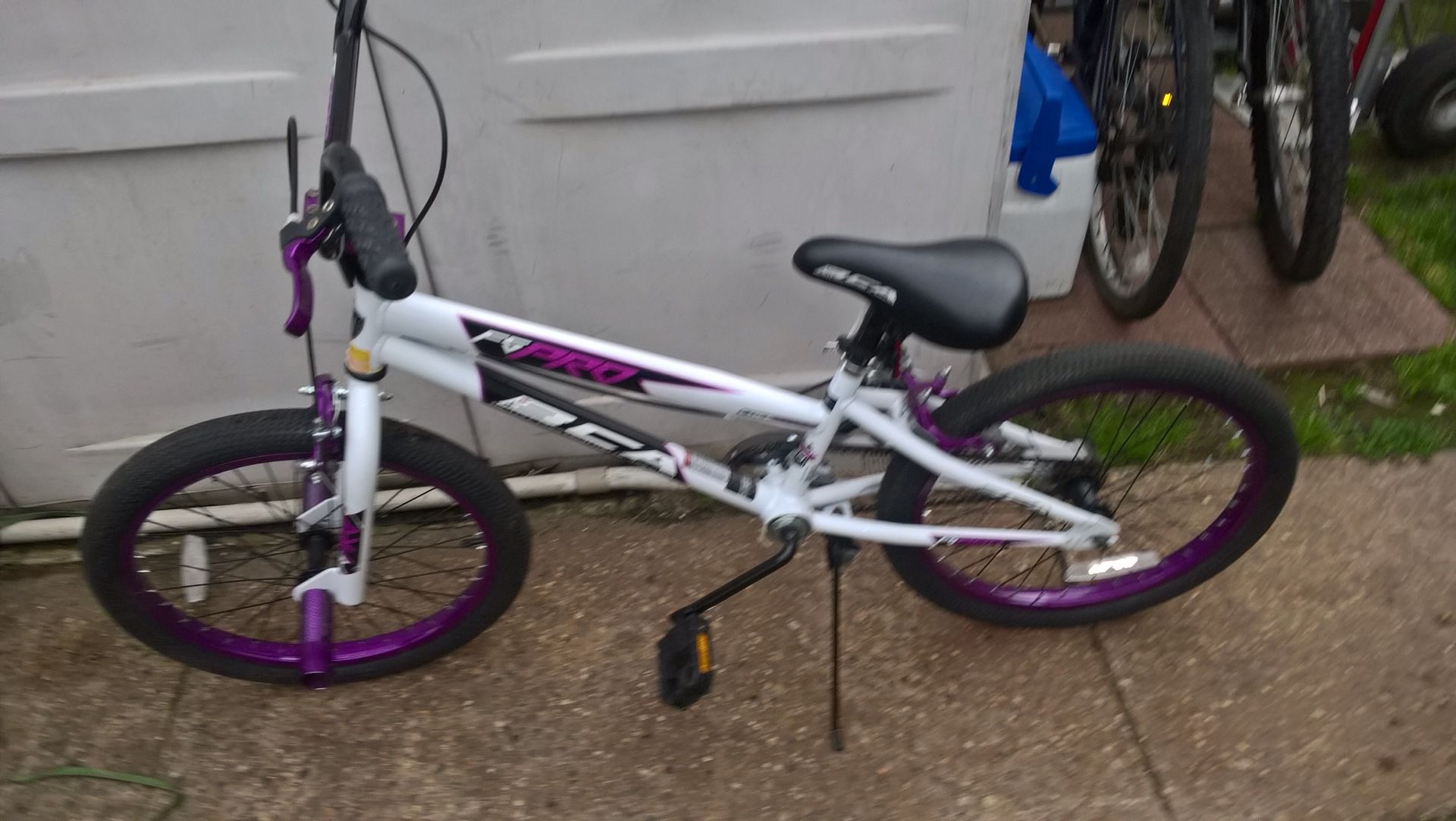 20" Girls BCA FS Pro Bike, White/Purple with Hand Brakes read the ad
