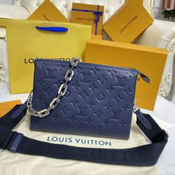 Louis Vuitton pre-owned Coussin PM Bag - Farfetch