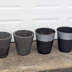 assorted flower pots bundle