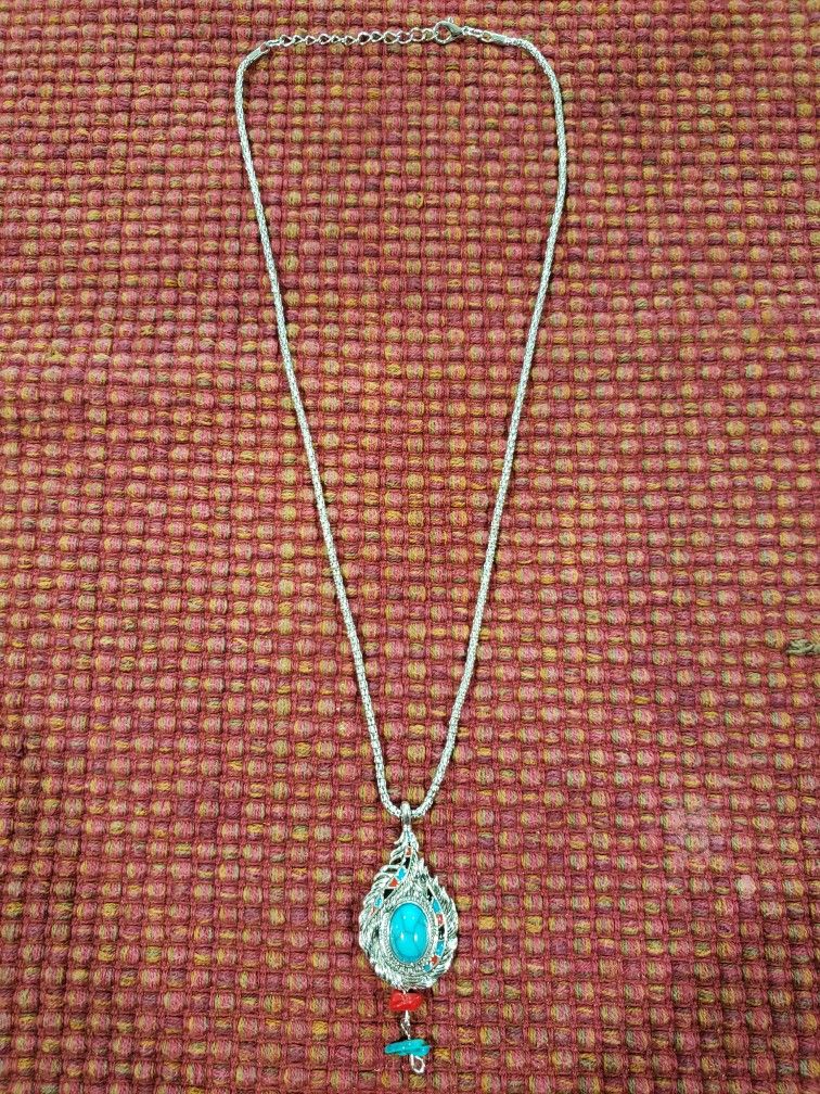 Turquoise Vintage Necklace $10