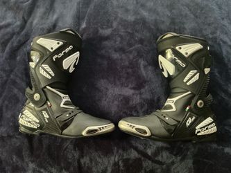 Forms ice pro racing boot.