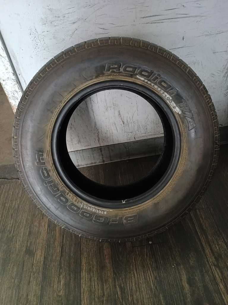 255/60/15 BF GOODRICH TA ABOUT 95% $125 (1) TIRE