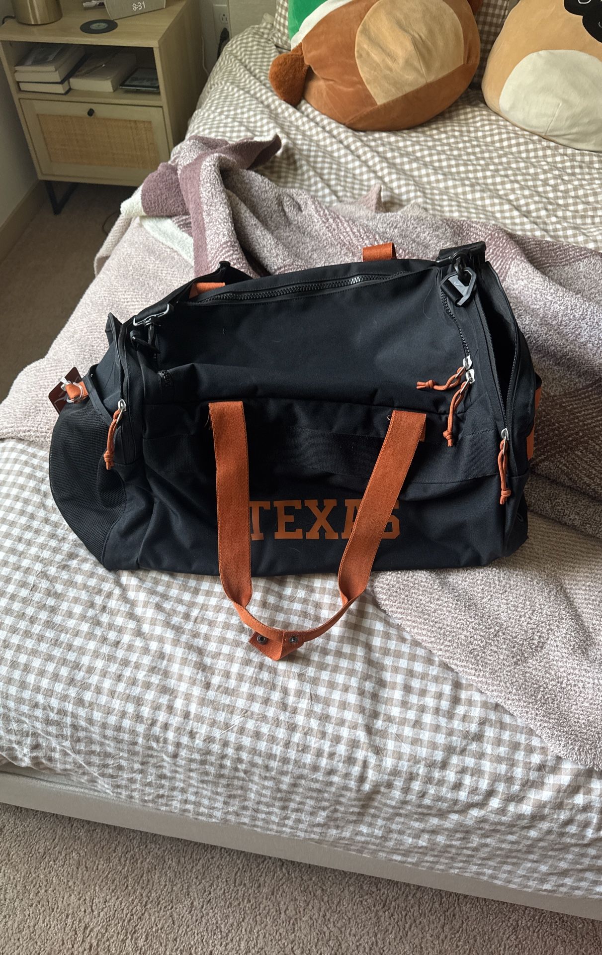 Texas Longhorns Team Issued Duffle Bag