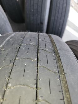 295 75 22.5 Truck Tires
