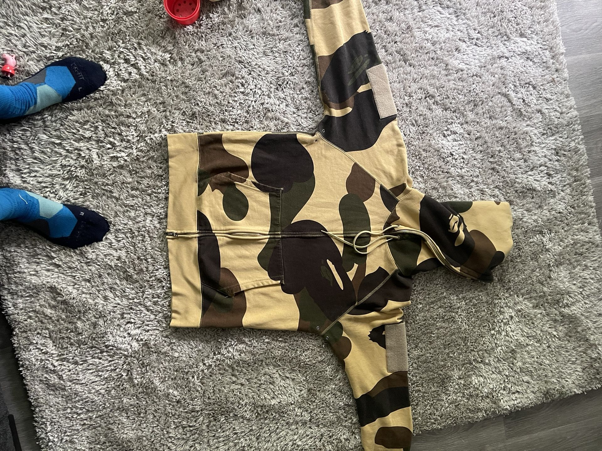 BAPE 