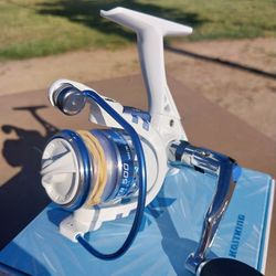 Kastking Fishing Reel Brand New In Box With Papers
